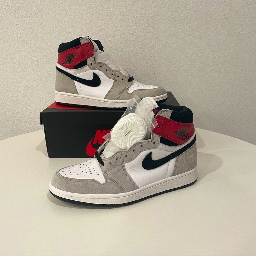 NEW Nike Air Jordan 1 Retro High OG Smoke Gray Mens Size 8.5 With Box 555088-126